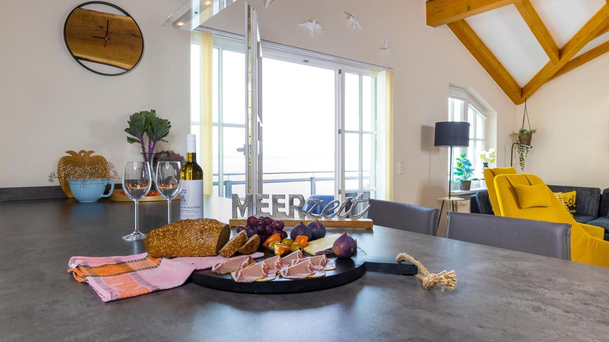 Haus Seeblick Mit 9 Wohnungen Alt Reddevitz Exterior foto